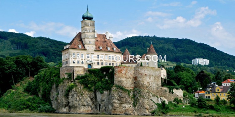 Замок в Долине Вахау