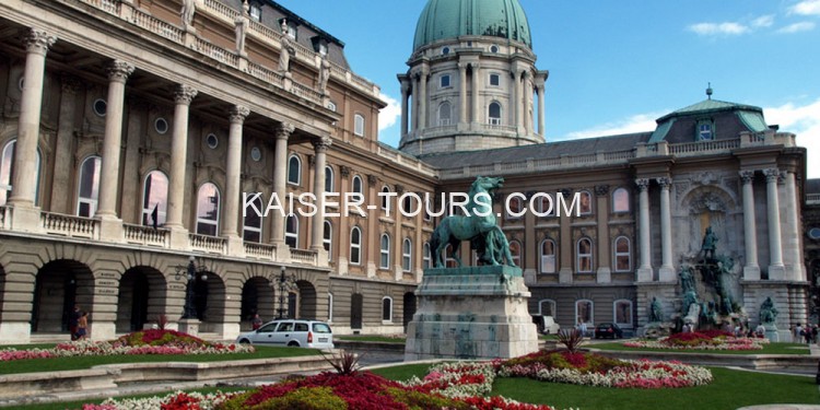 Площадь в Будапеште