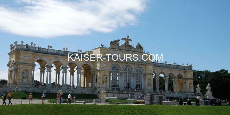 Экскурсия во дворец Шенбрун с ужином