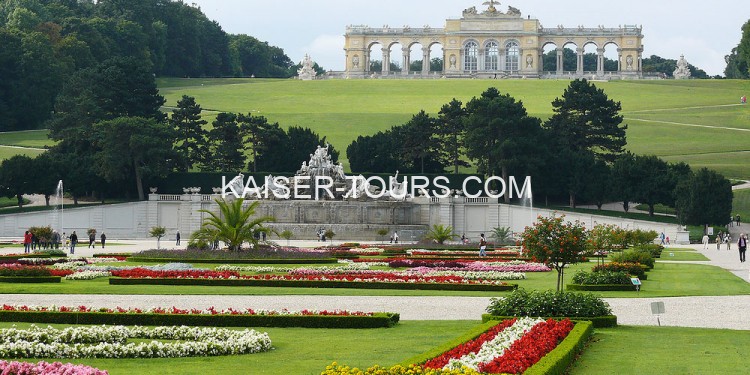 Экскурсия во дворец Шенбрун с ужином