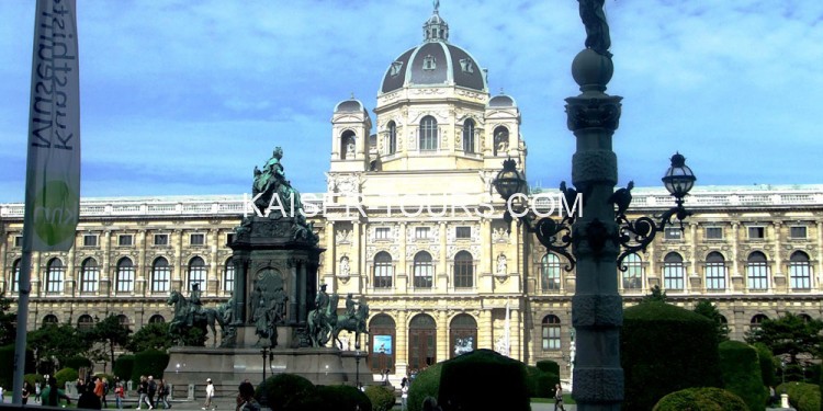 Экскурсия в естественно-исторический музей с ужином