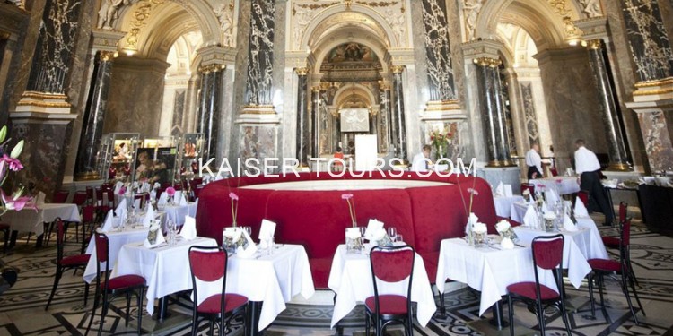 Экскурсия в естественно-исторический музей с ужином