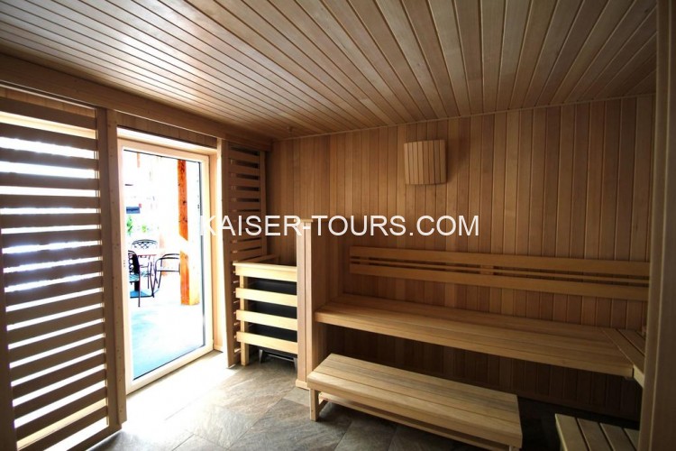 eduCARE Hotel ★★★★