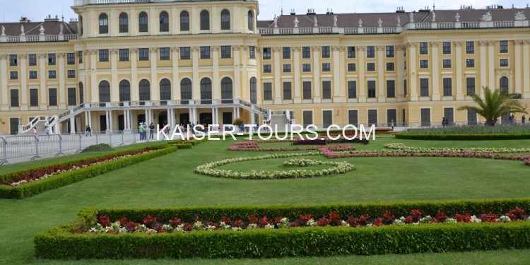 Дворец Шенбрунн (Schönbrunn) для детей в Вене