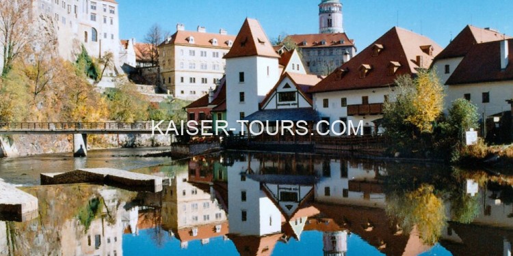 Экскурсия из Праги в Чешский Крумлов и замок Глубока над Влтавой