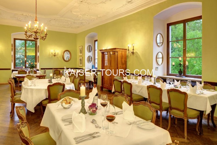 Spa Hotel Schloss Weikersdorf ★★★★