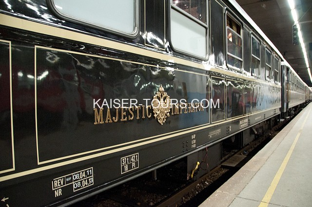 Новогодний Гала ужин в поезде Majestic Imperator, Императорский поезд люкс